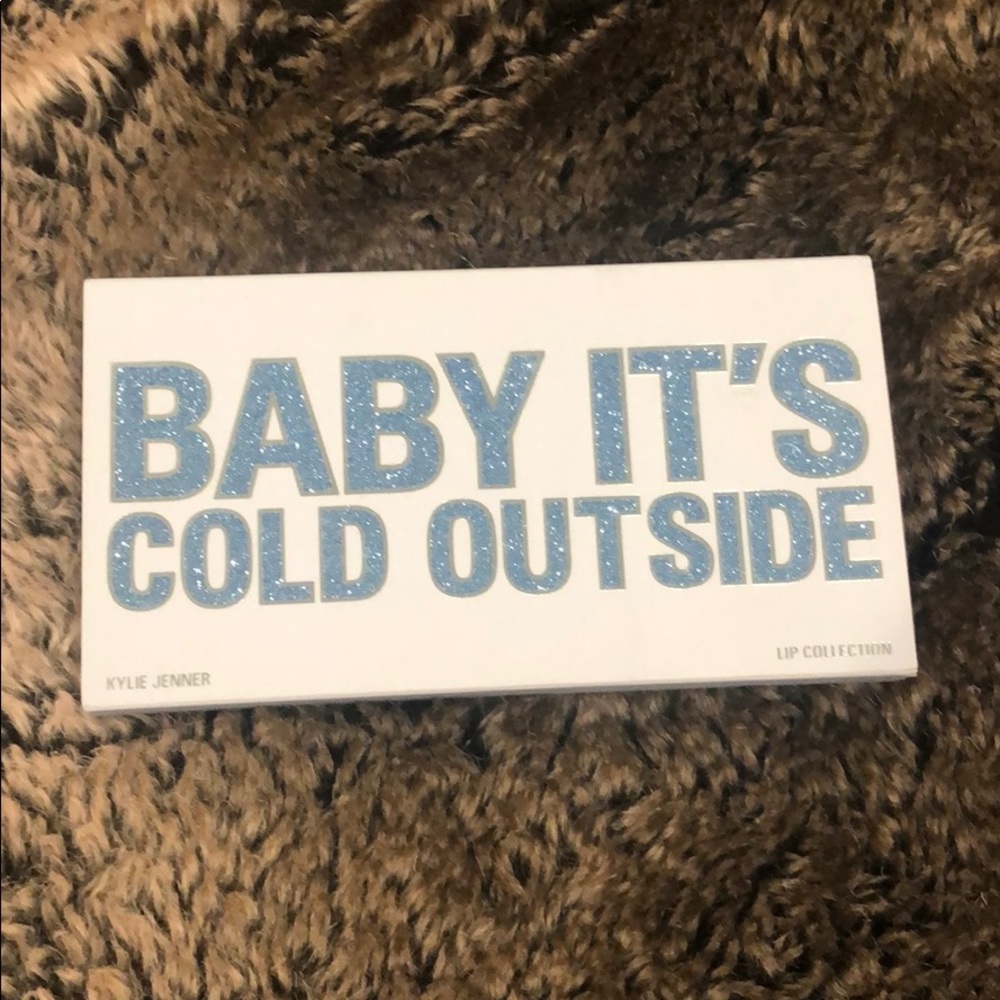 Kylie Cosmetics “Baby Its Cold Outside” Lip kit